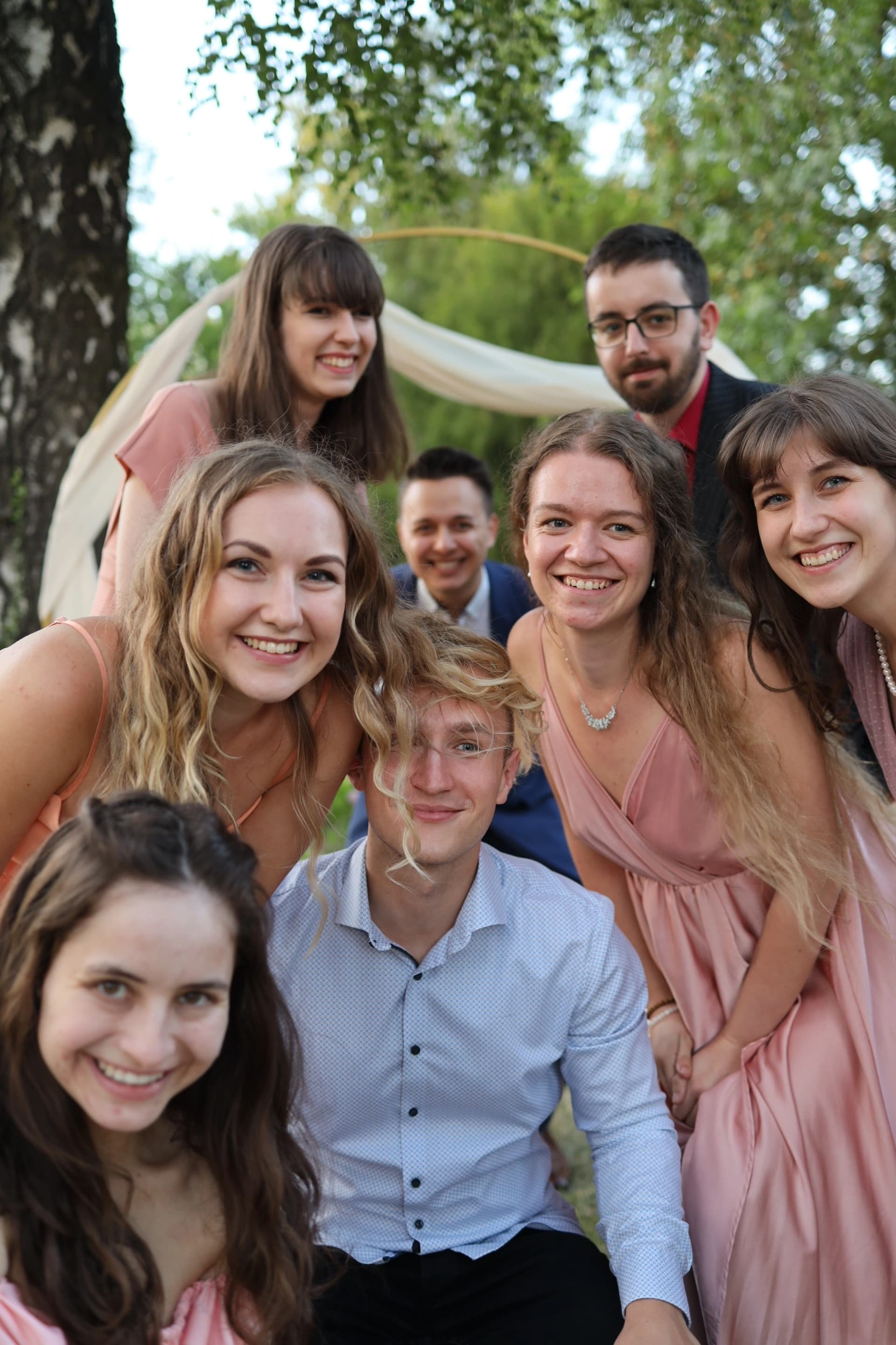 Hosté se fotí ve fotokoutku